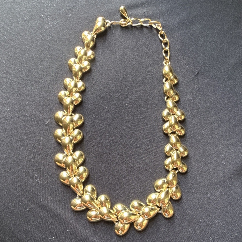 Vintage Trifari Signed Gold Tone Adjustable Lobster Clasp Necklace